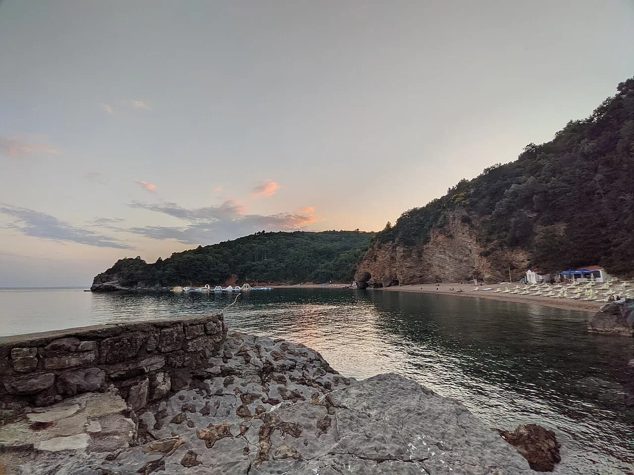 Budva Riviera Guide: Budva, Bečići, Sveti Stefan and Petrovac