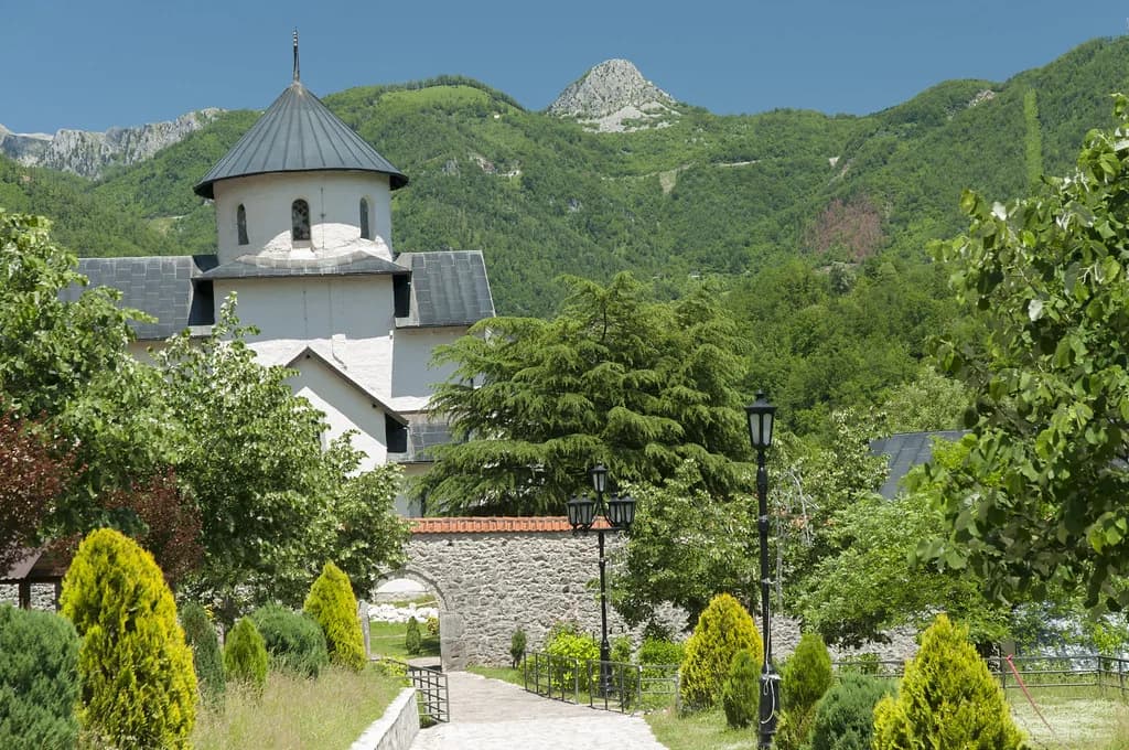 Morača Monastery: Frescoes, Canyon Setting and How to Visit