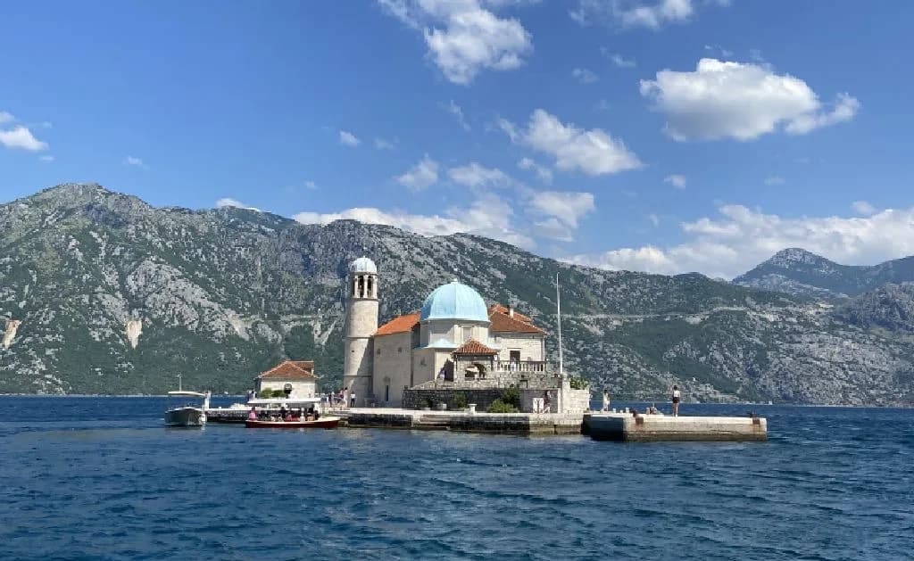 Our Lady of the Rocks, Perast: Boat, Church and Time Needed