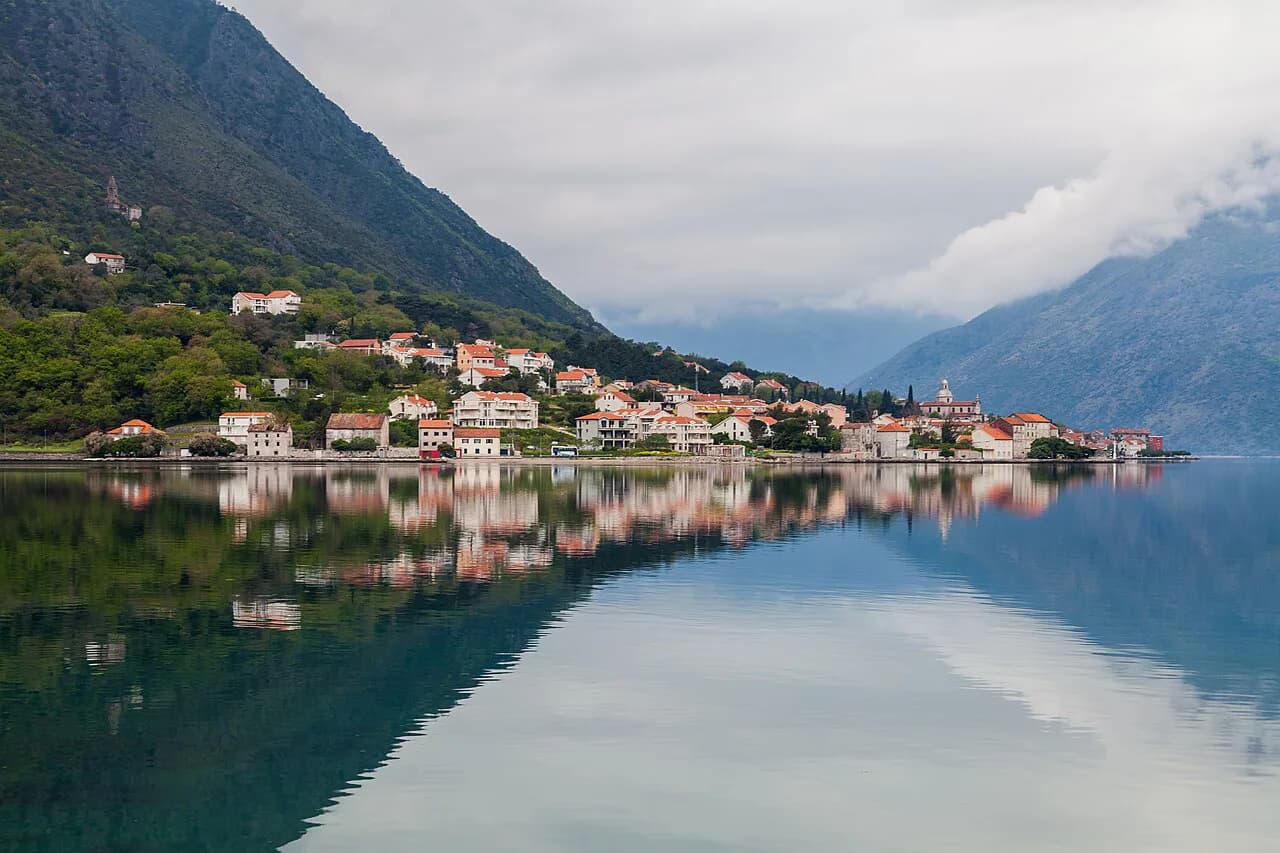 Prčanj, Bay of Kotor: the Waterfront Village and Its Great Church