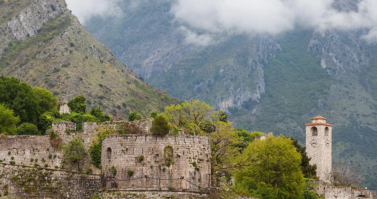 Stari Bar: Visiting the Walled Ruins Above Bar, Montenegro