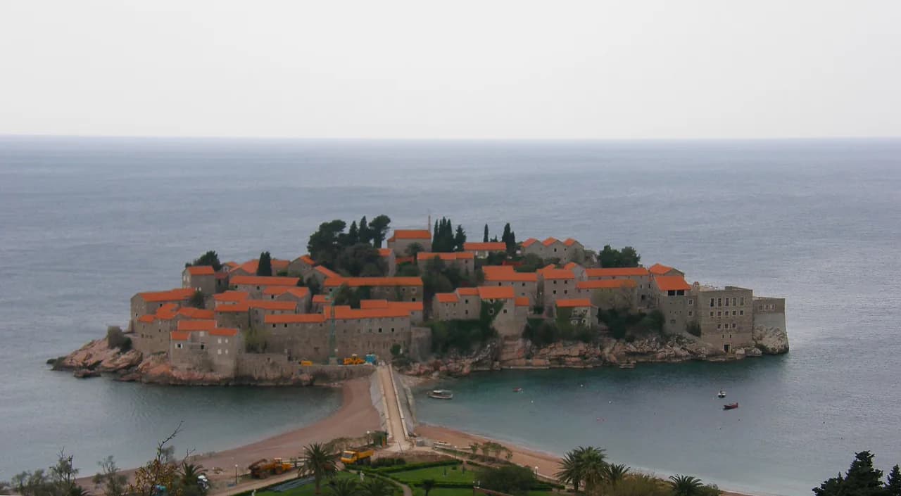 Sveti Stefan History: From Paštrovići Village to Hotel Island