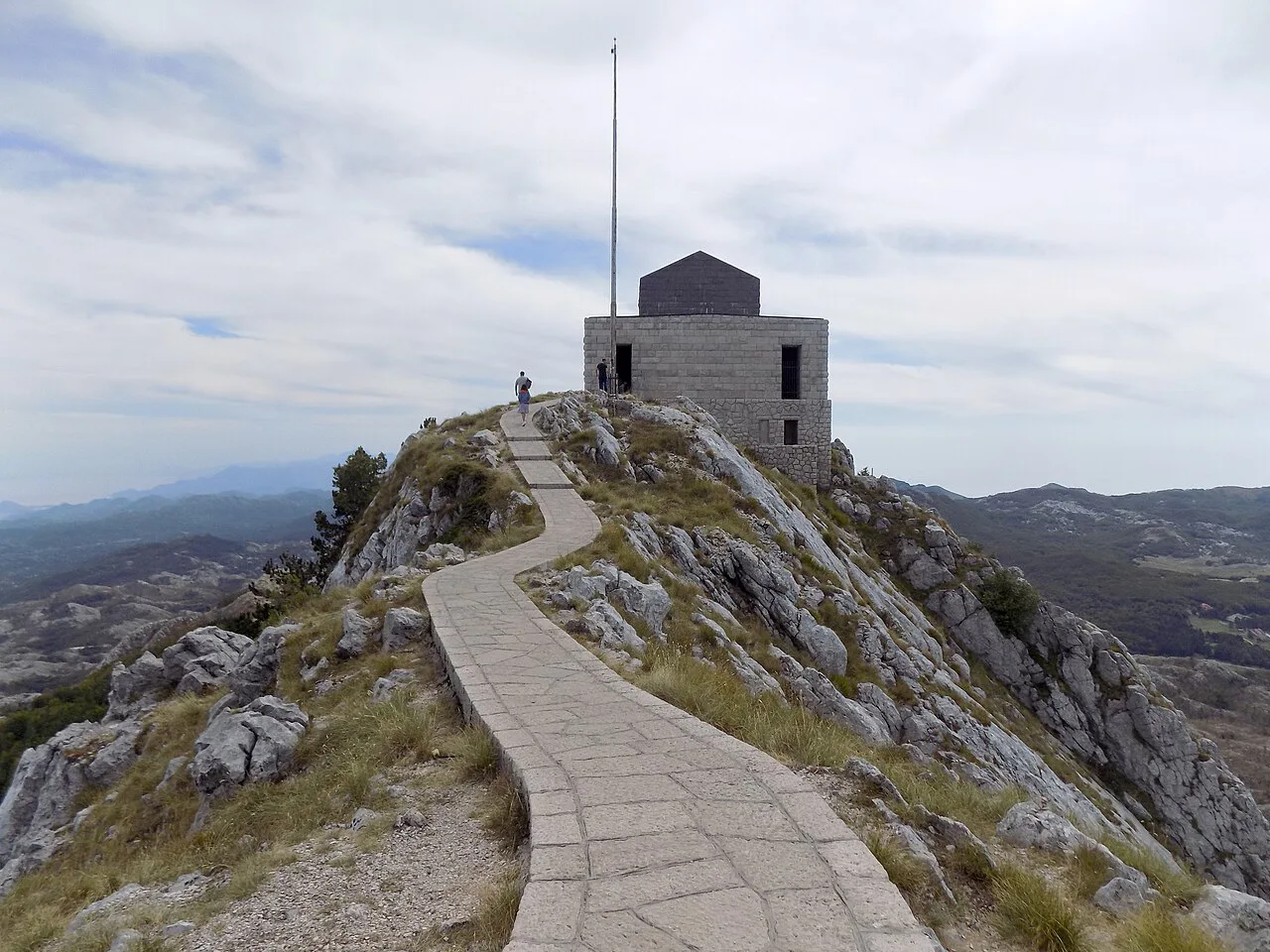 The path from the lookout to Njegoš Mausoleum on Lovćen.