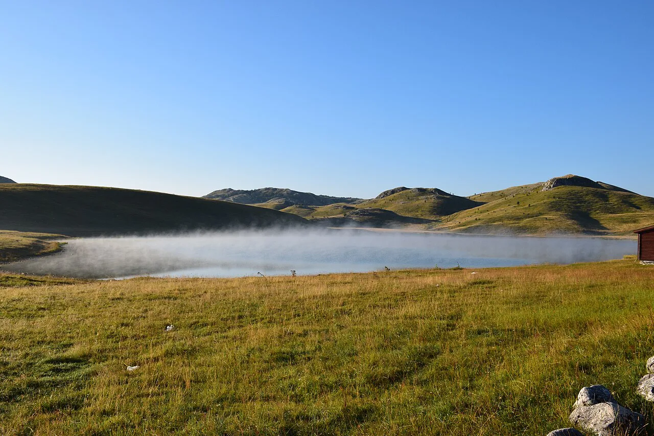 Riblje jezero near Žabljak in morning mist.